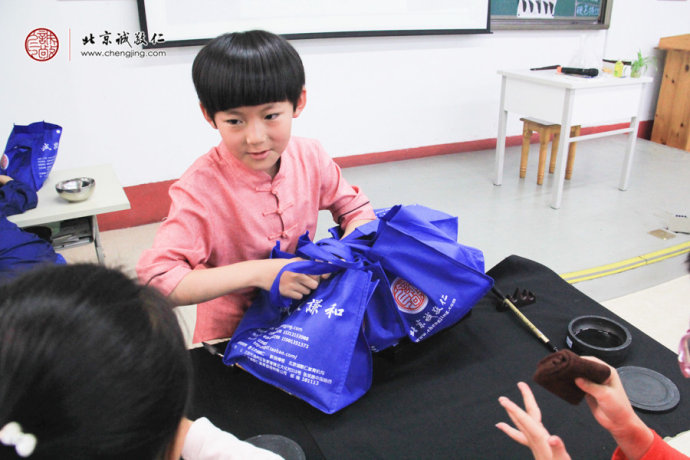 麦炜彬同学，18岁，十二生肖鼠习作