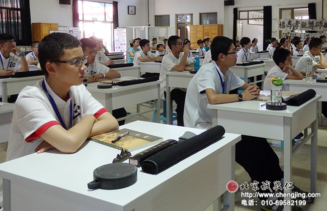 学员中以青少年为主，反映出当前家长对于青少年品德修养、定力培养教育的重视和高度智慧。