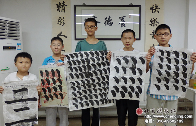 满篇幅的点也是很壮观的！