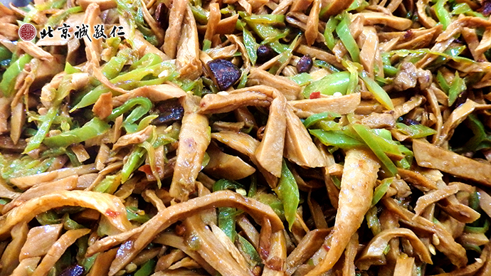 精心制作的美味健康素食，感受家的温暖。